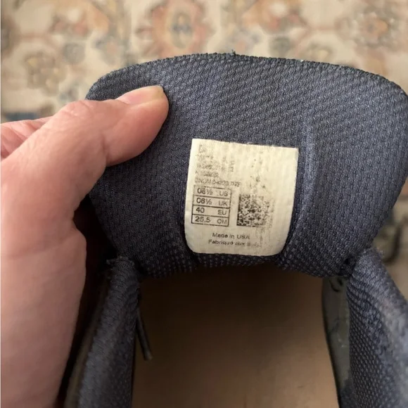 New Balance 990v5 Womens 8.5 8 1/2 B Sneaker Blue USA Made Mesh Suede Dad Shoes - Picture 6 of 6